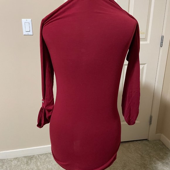 Red long sleeve Shirt - Picture 2 of 5